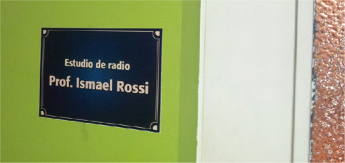 Ismael Rossi se queda en el estudio B